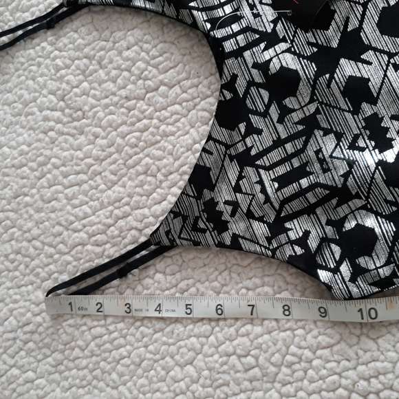 NWT Material Girl Medium Black Silver Foil Tribal Print Spaghetti Strap Camisole - Picture 13 of 15